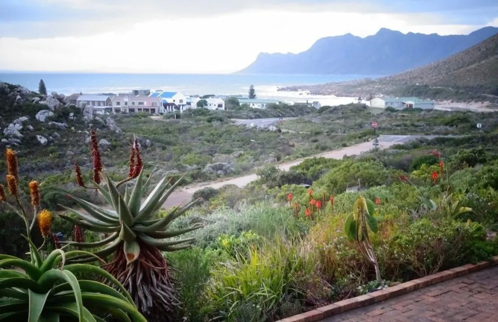 Klip Cottage Guest House Rooiels