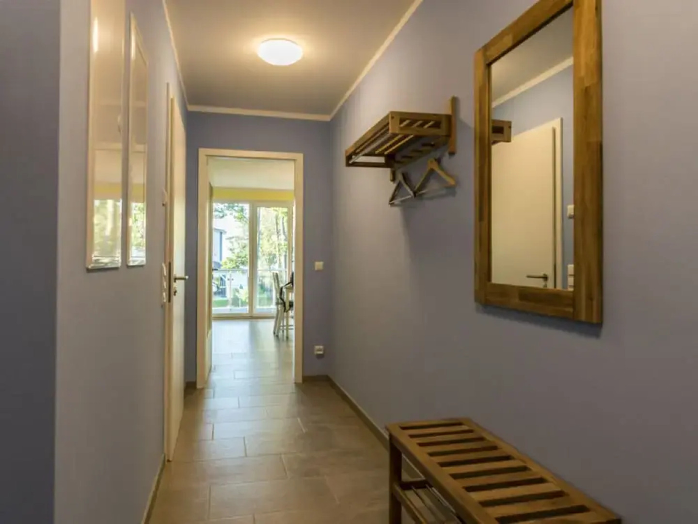 Time out on the Lagoon Modern Retreat