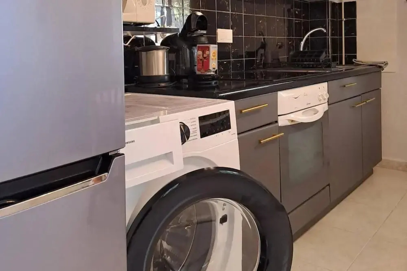 La Marina Oasis, 2-beds, Sleeps 4, 10 min to Beach