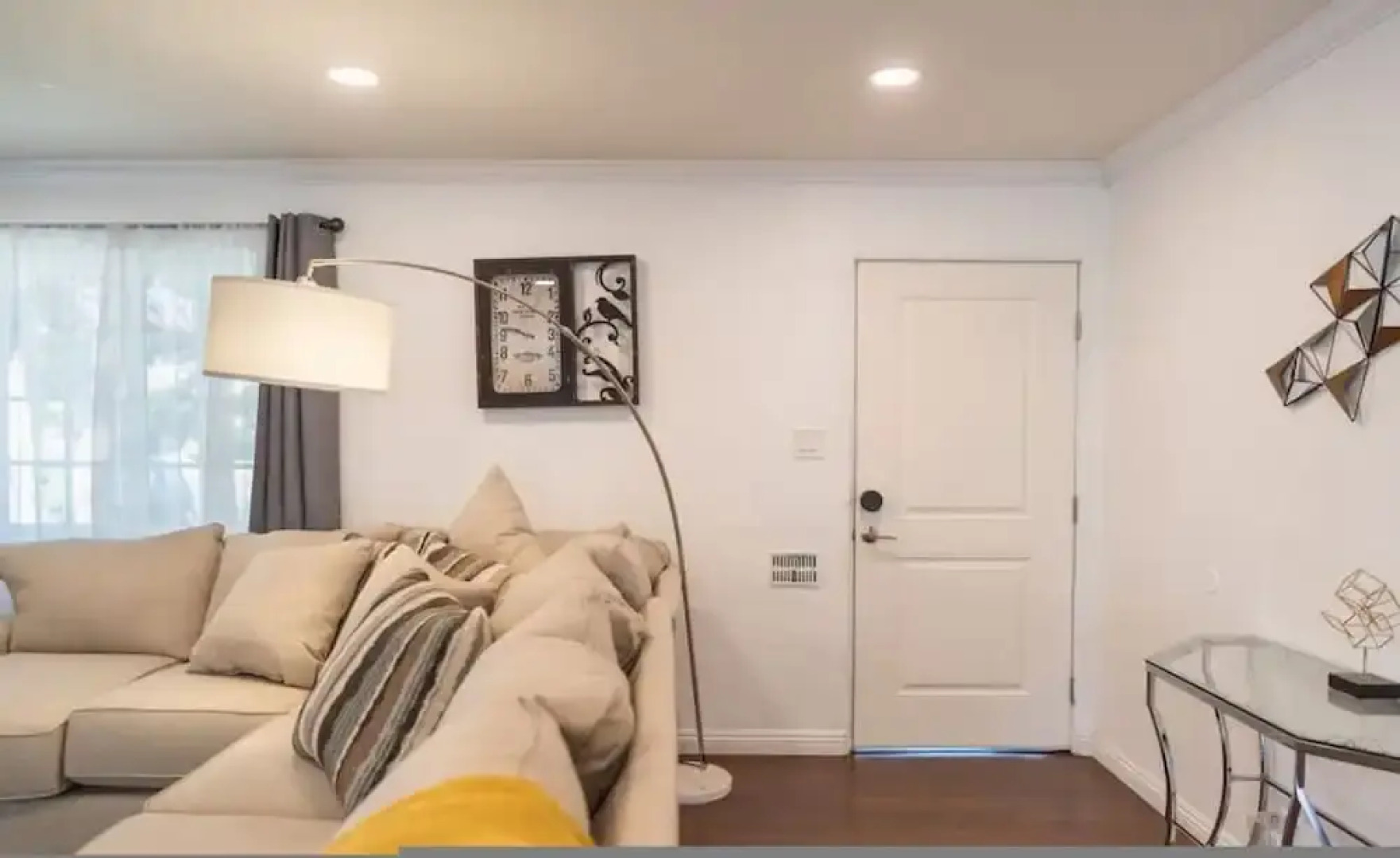 Tranquil 2BR Home in Beautiful Neighborhood P24