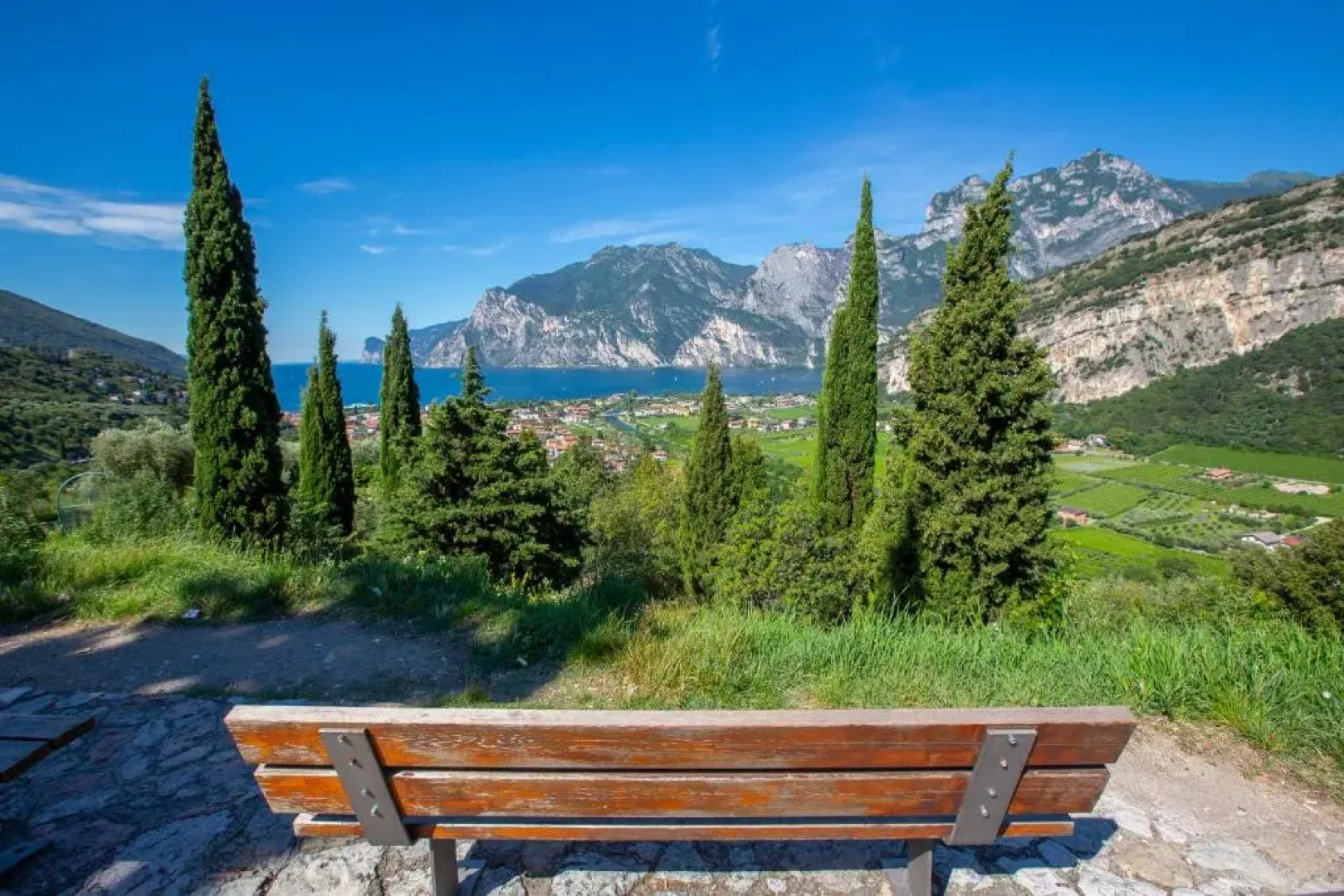 Arco Suite Town View