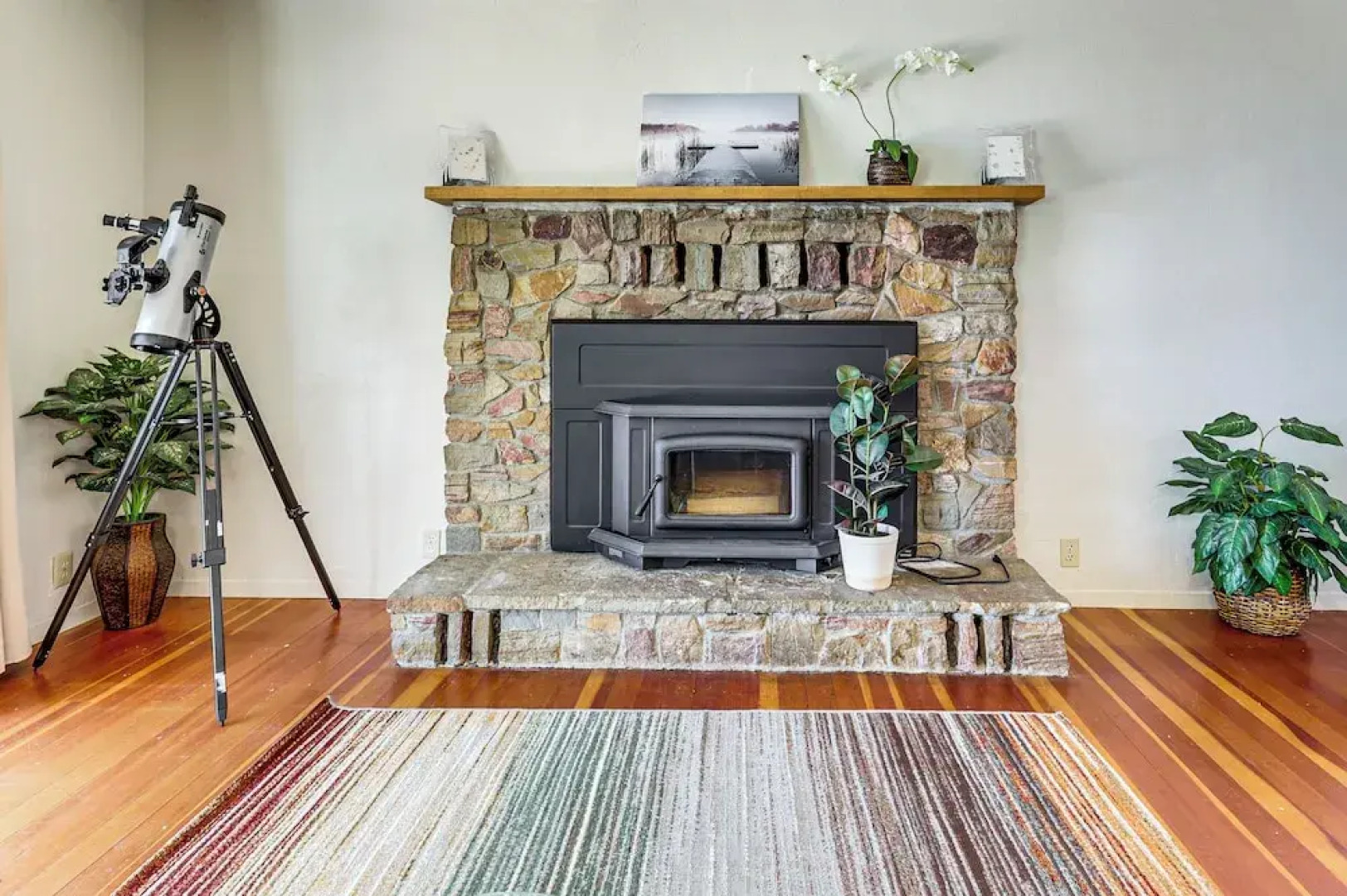 Dock, Slip & Launch: Waterfront Home on Clear Lake