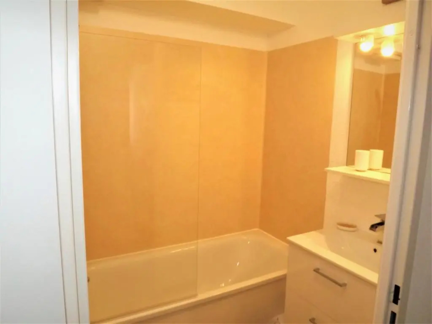 Appartement 6 personnes totalement rénové avec piscine