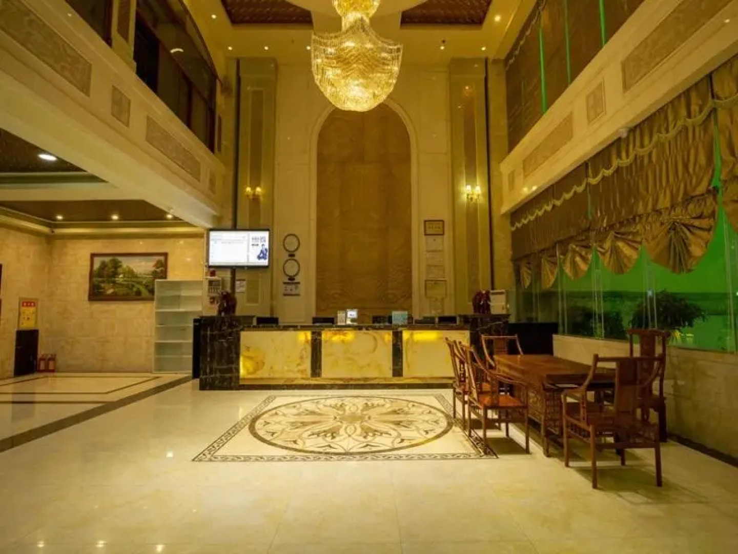 GreenTree Alliance Hotel Hainan Yuedong County Gan'en Road