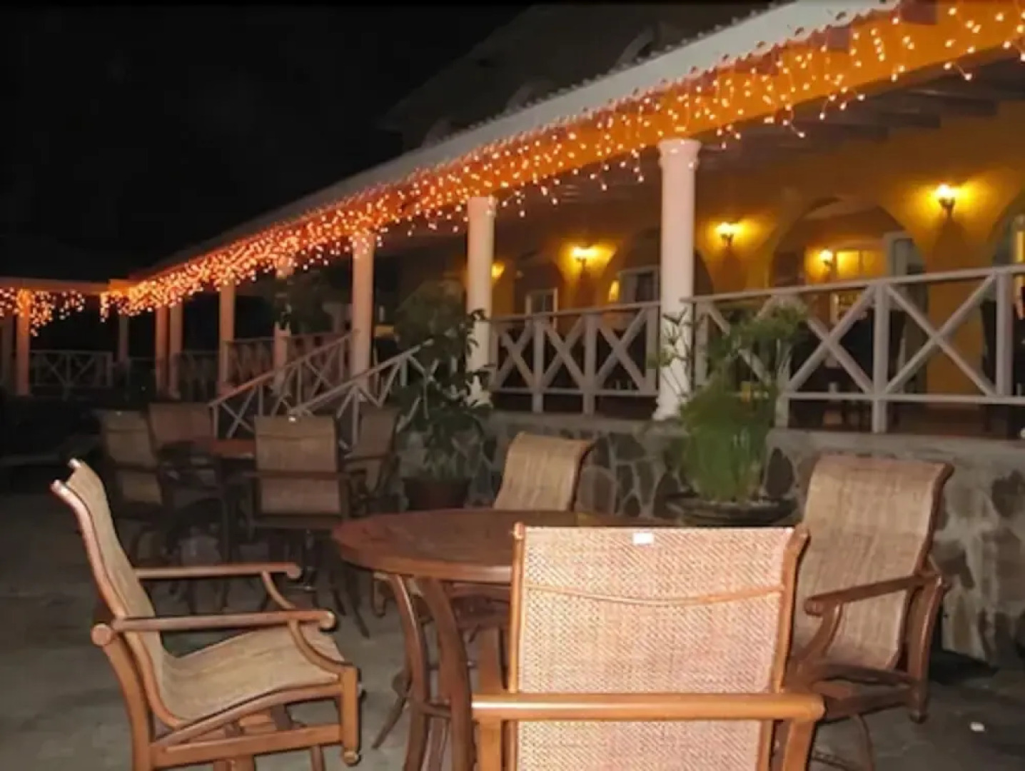 Paradise Beach Hotel