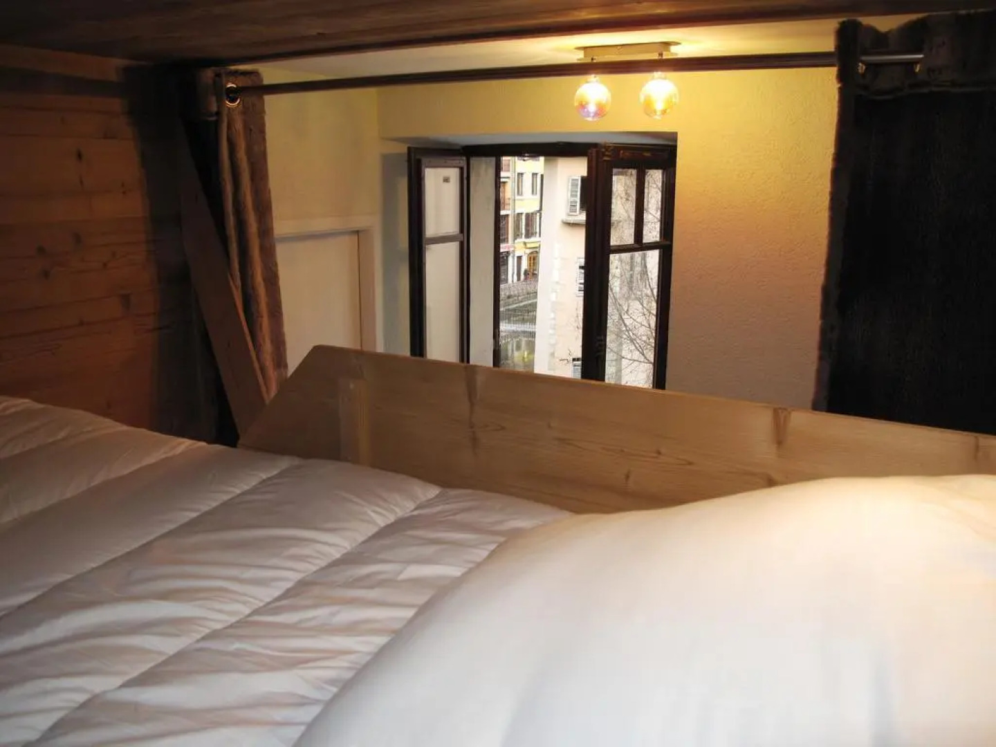 LIsle "Lofts & Lakes"