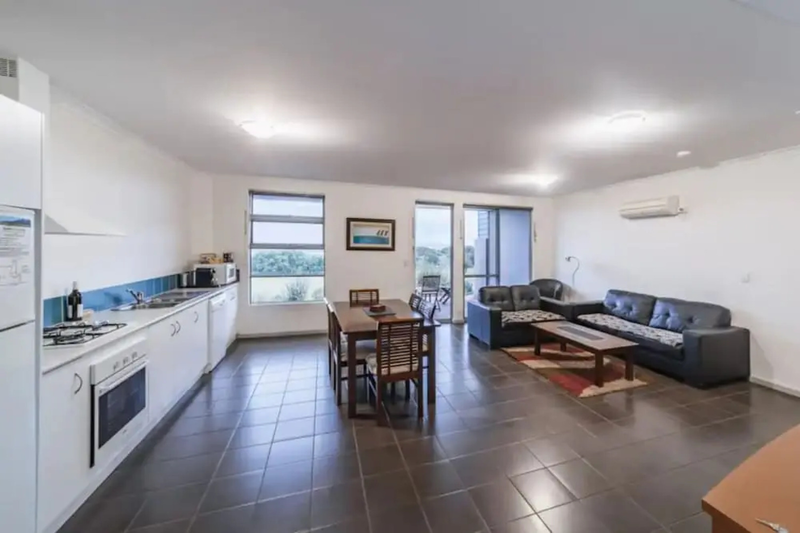 Cosy Corner Seaview Apartments