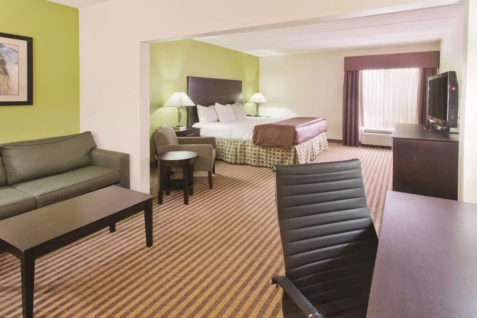 La Quinta Inn & Suites by Wyndham Columbus - Grove City