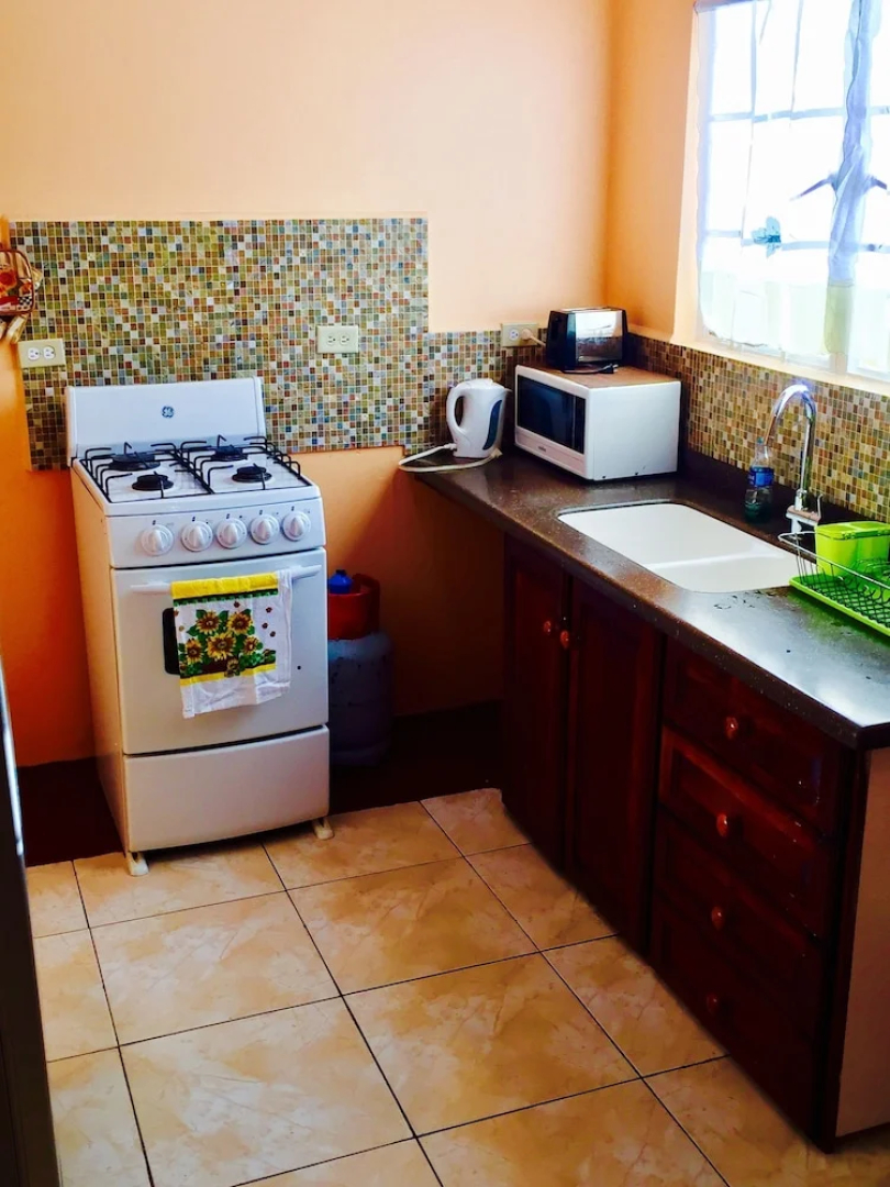 Bagos Eco Retreat & Cafe