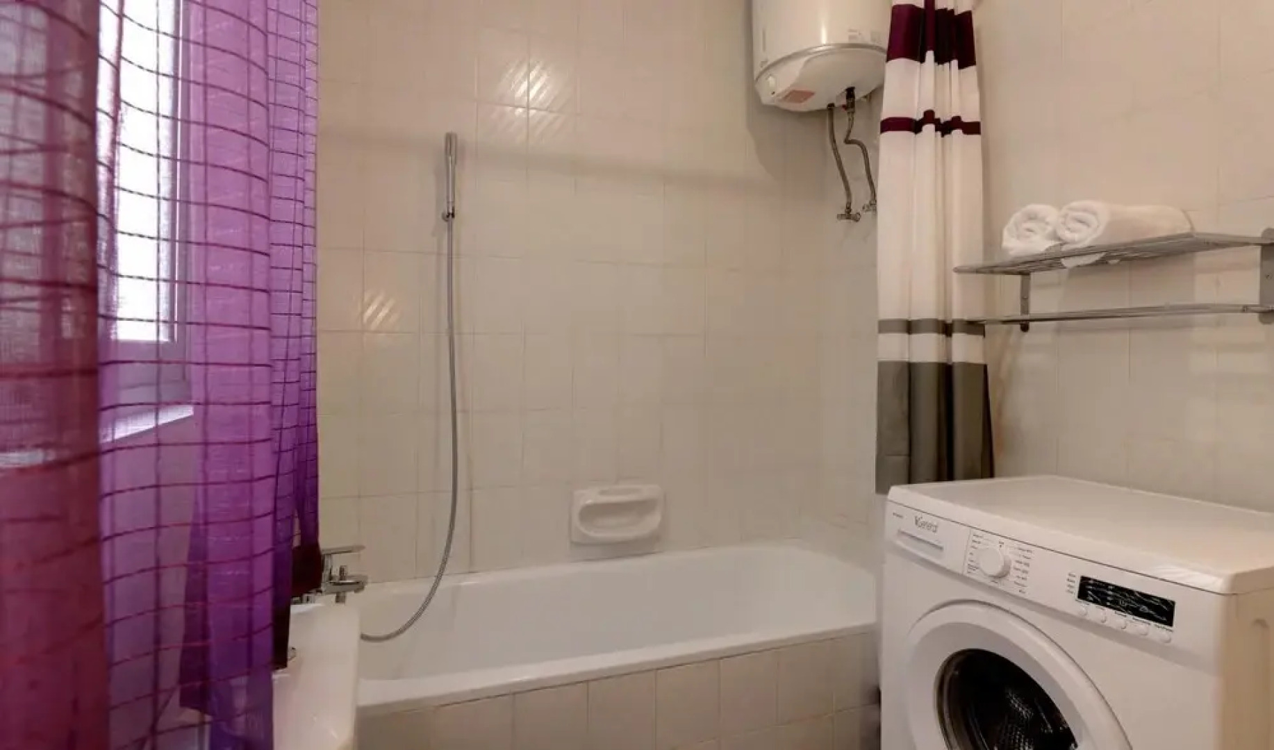 Seaside 2 Bedroom Apt w Side Sea Views - New