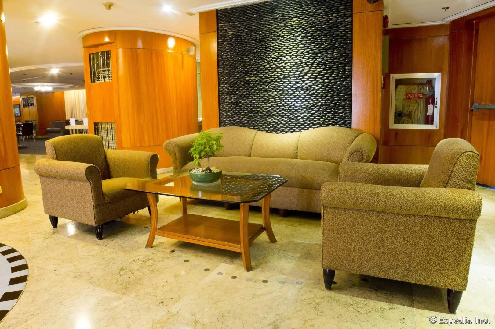 The Pearl Manila Hotel