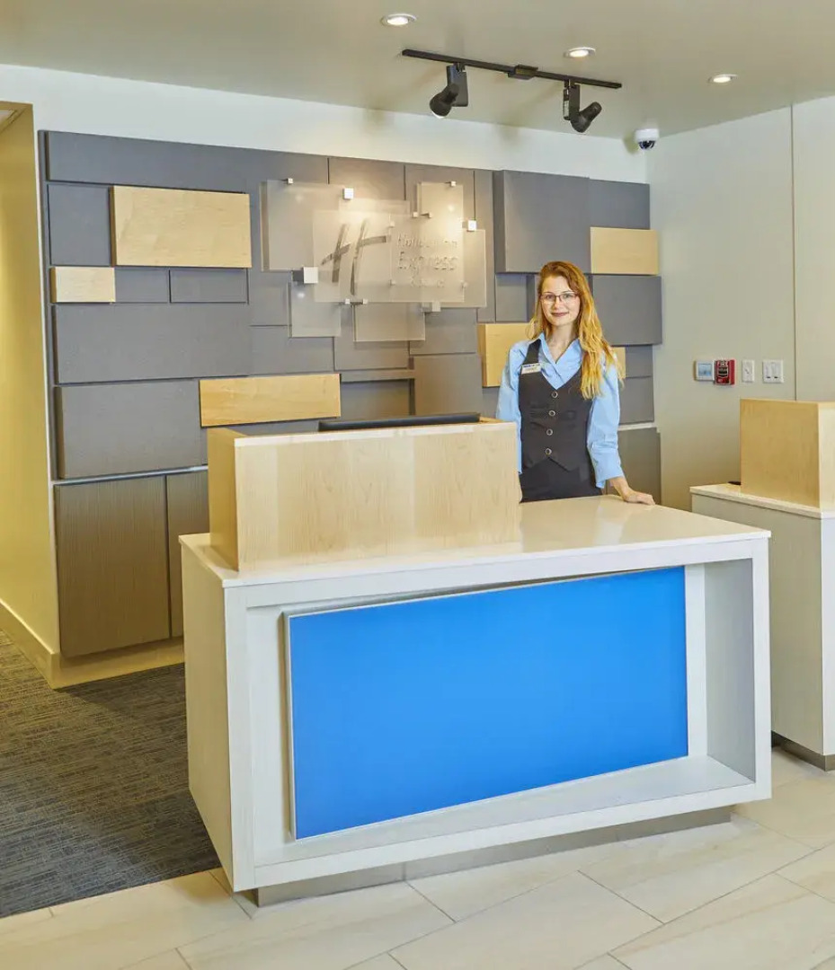 Holiday Inn Express & Suites Hermiston Downtown