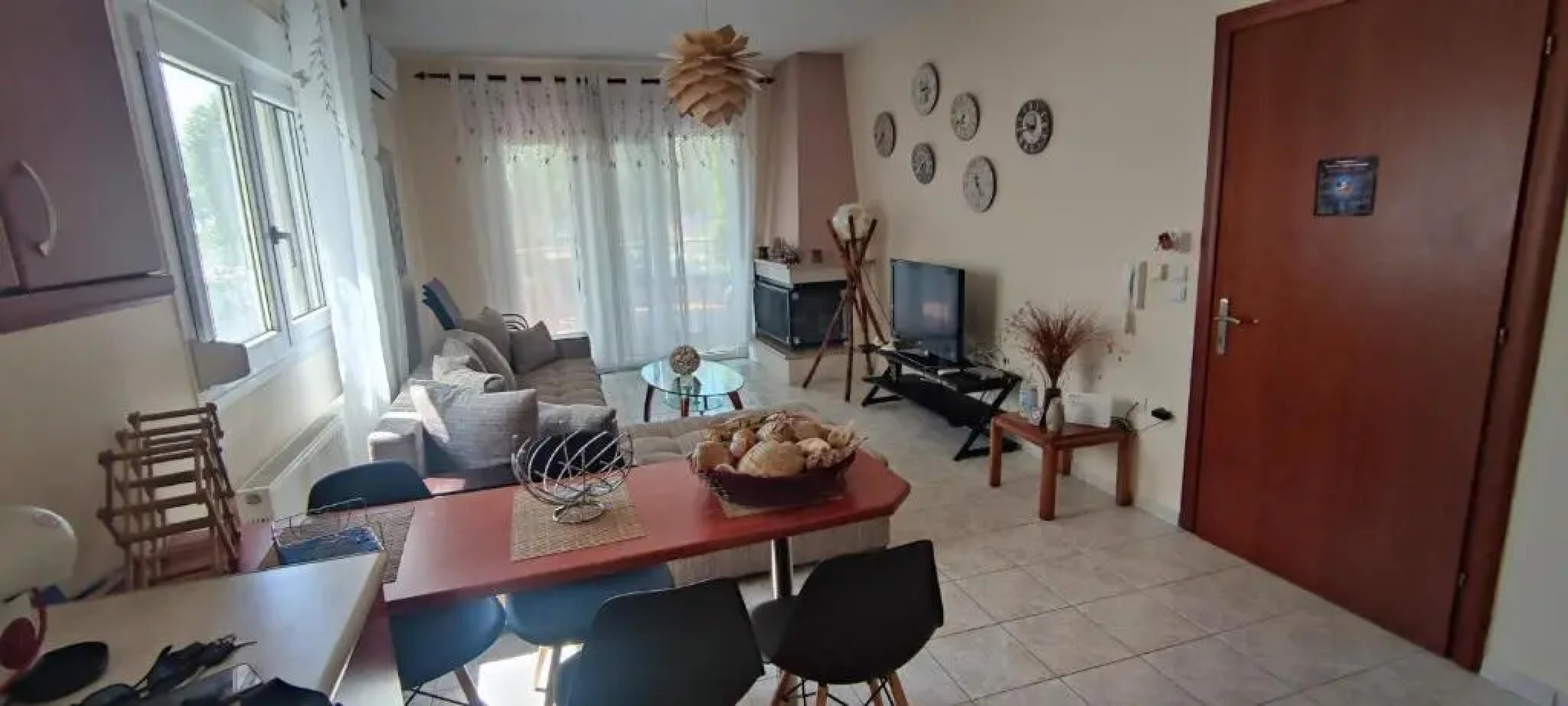 Lucy's next to sea apartment