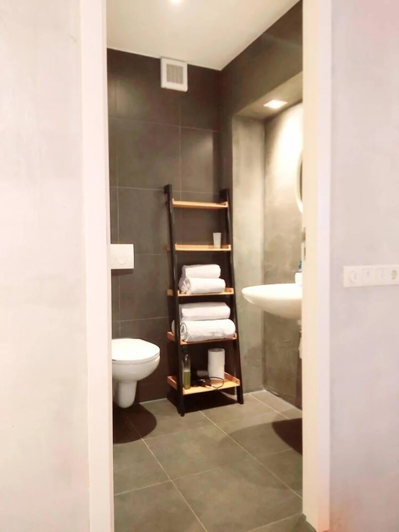 Captivating 2-bed Apartment in Hilversum