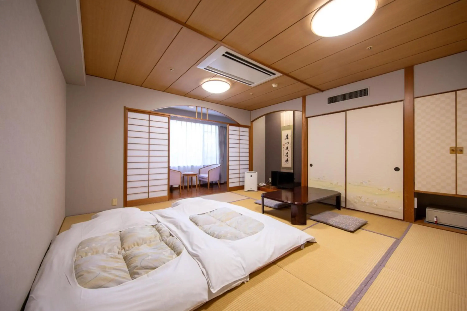Yufuin Hotel Shuhokan