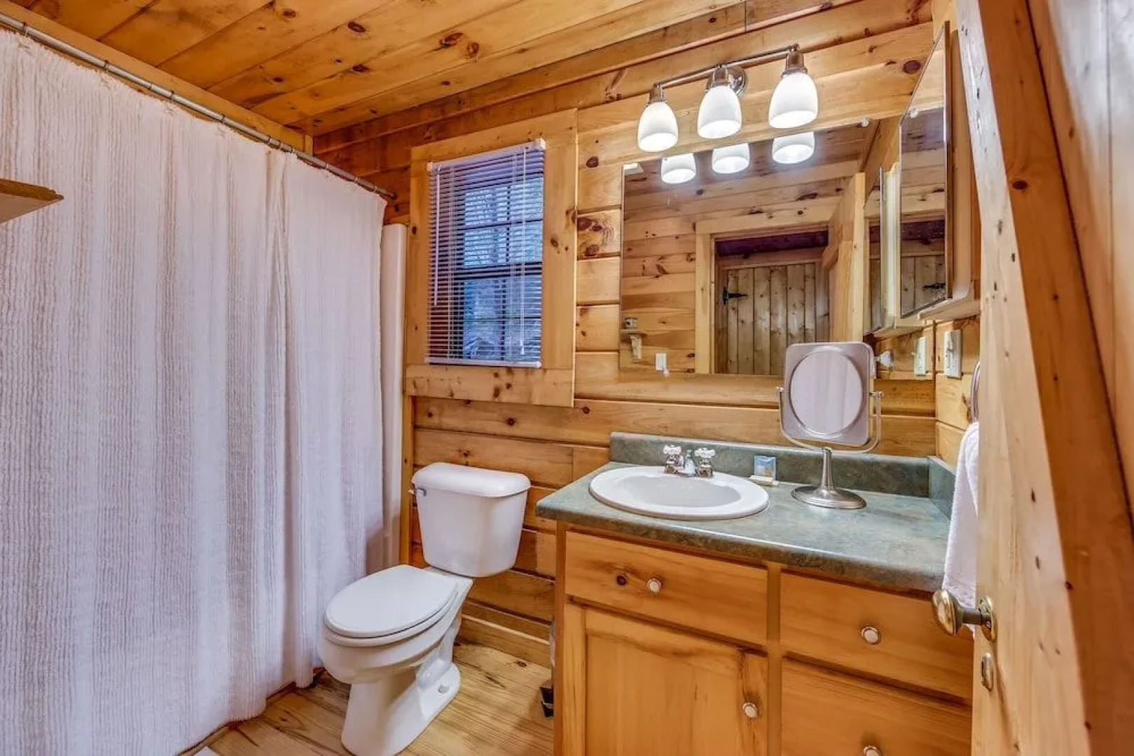 A Tranquil Place- Fightingtown Creek Frontage