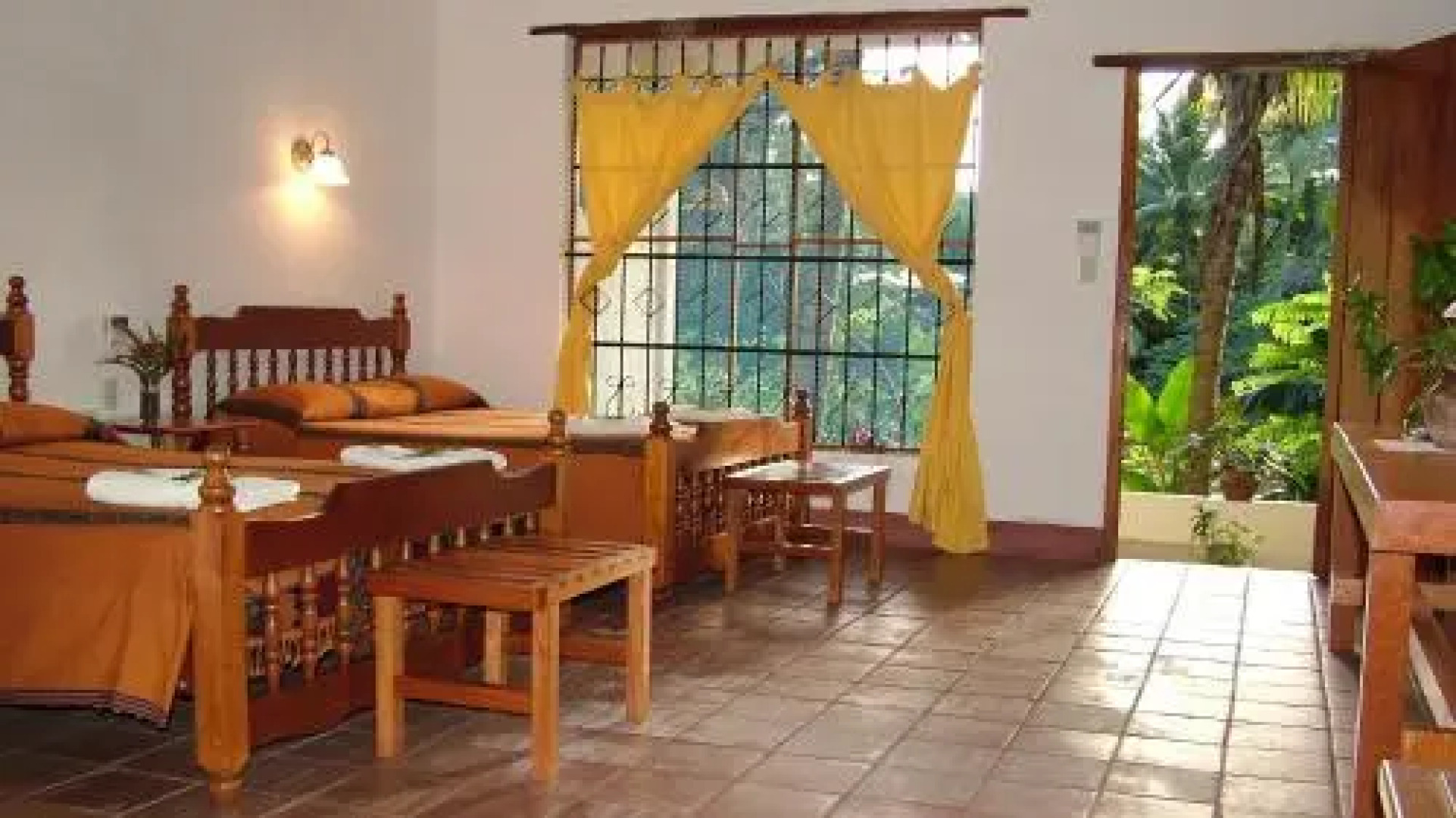 Rio Mopan Lodge