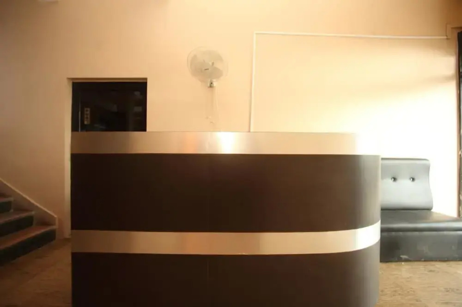 The Roadhouse Restro & Hotel By OYO Rooms