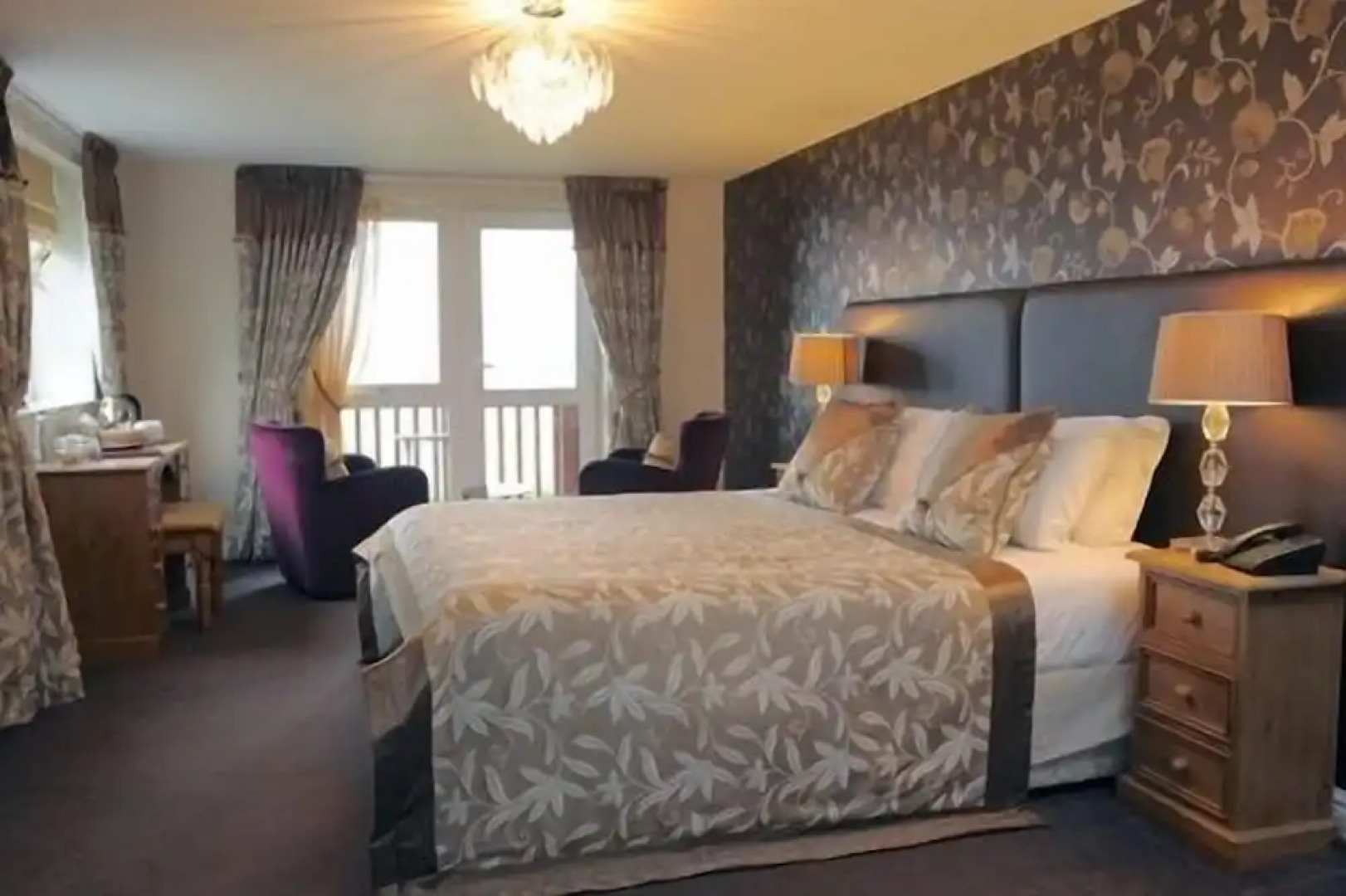 The Cliffemount Hotel