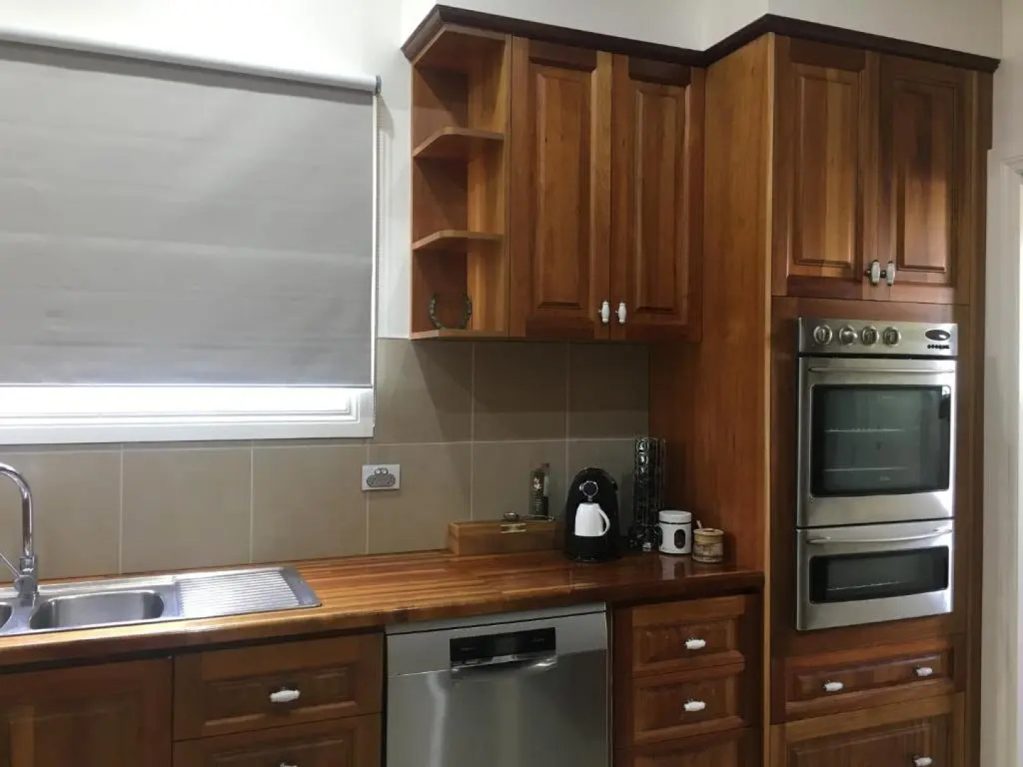 Noah's Stanley Luxury Bed and Breakfast