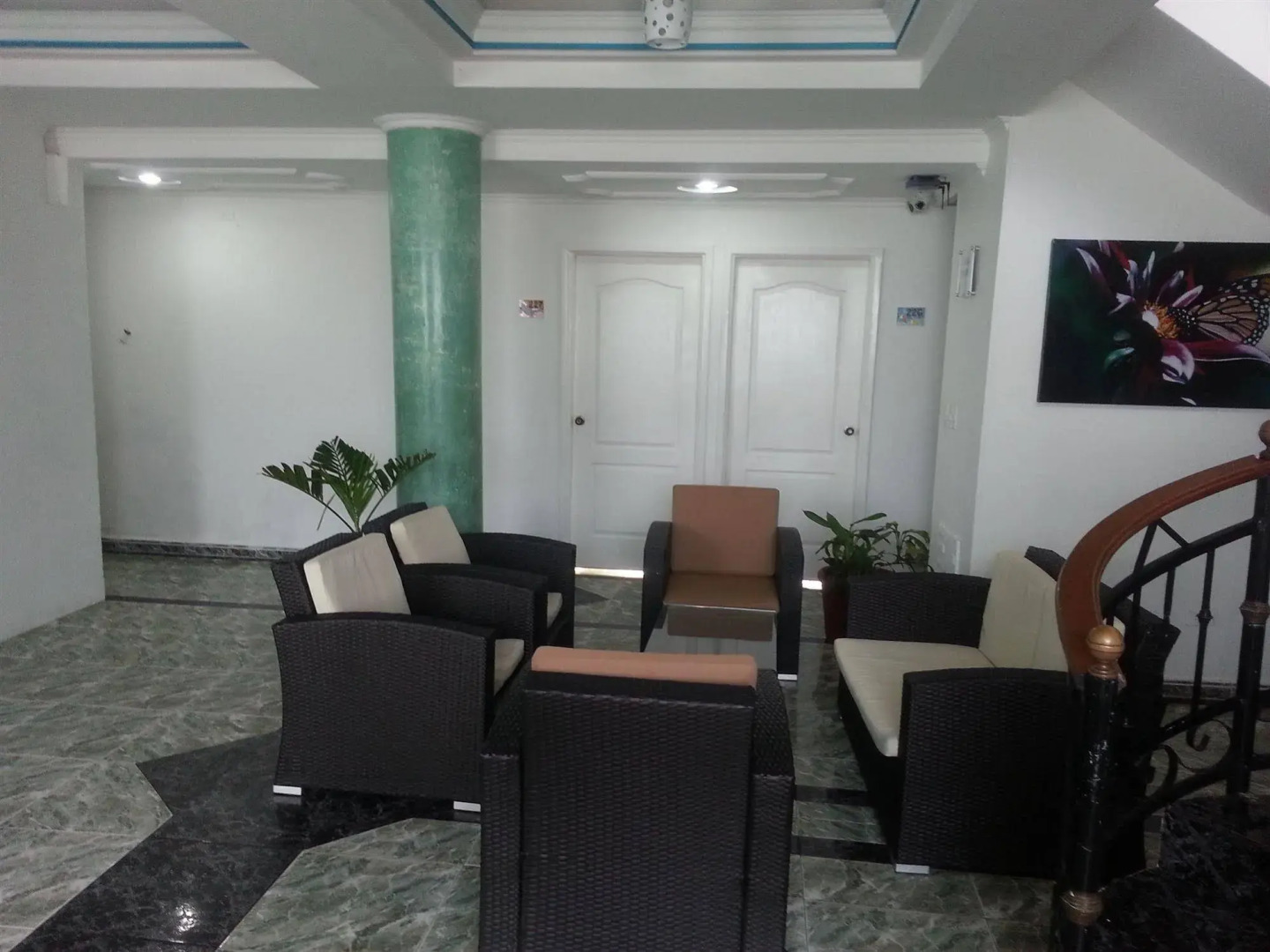 On Vacation Coral Flower