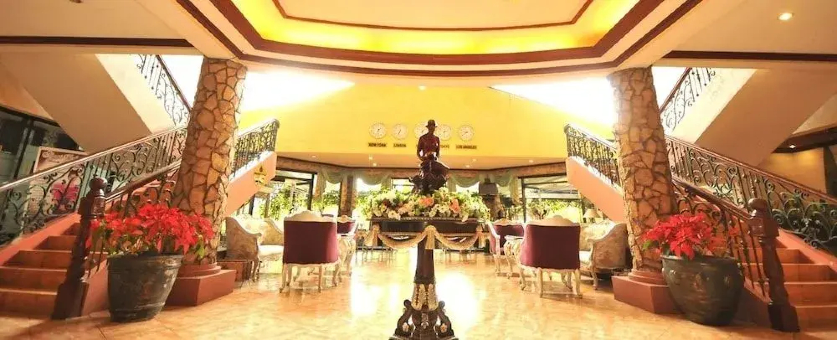 Queen Margarette Hotel - Main