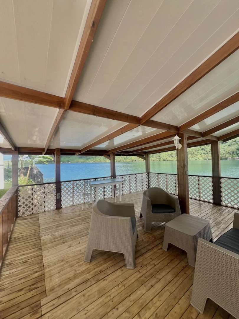 Tiare Faaroa Bay Villa