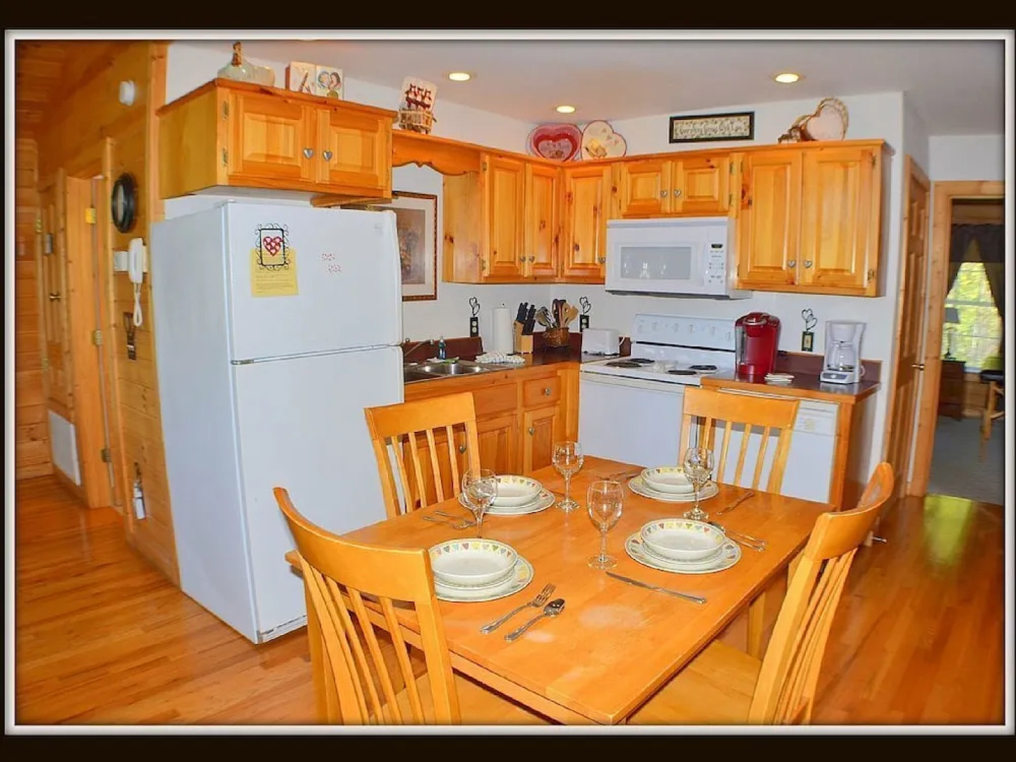 Amore Mountain Retreat - 1 Br cabin by RedAwning