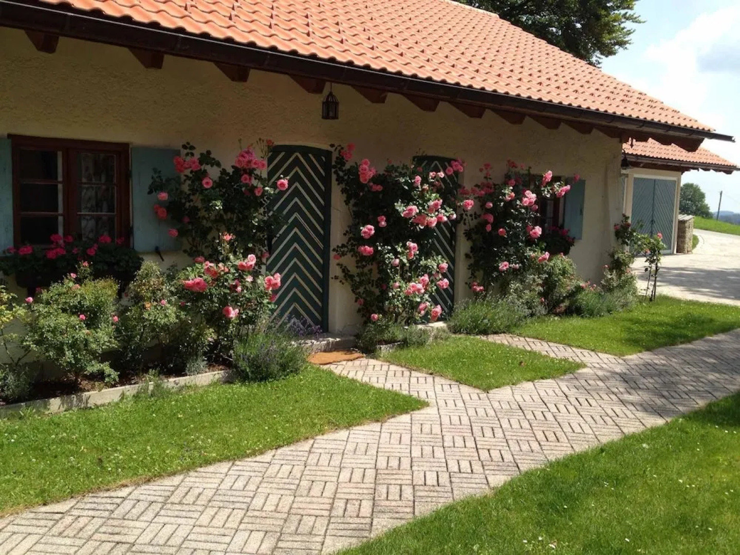 La Pause Musicale Near Salzburg Austria Luxury Chalet Swimming Lake