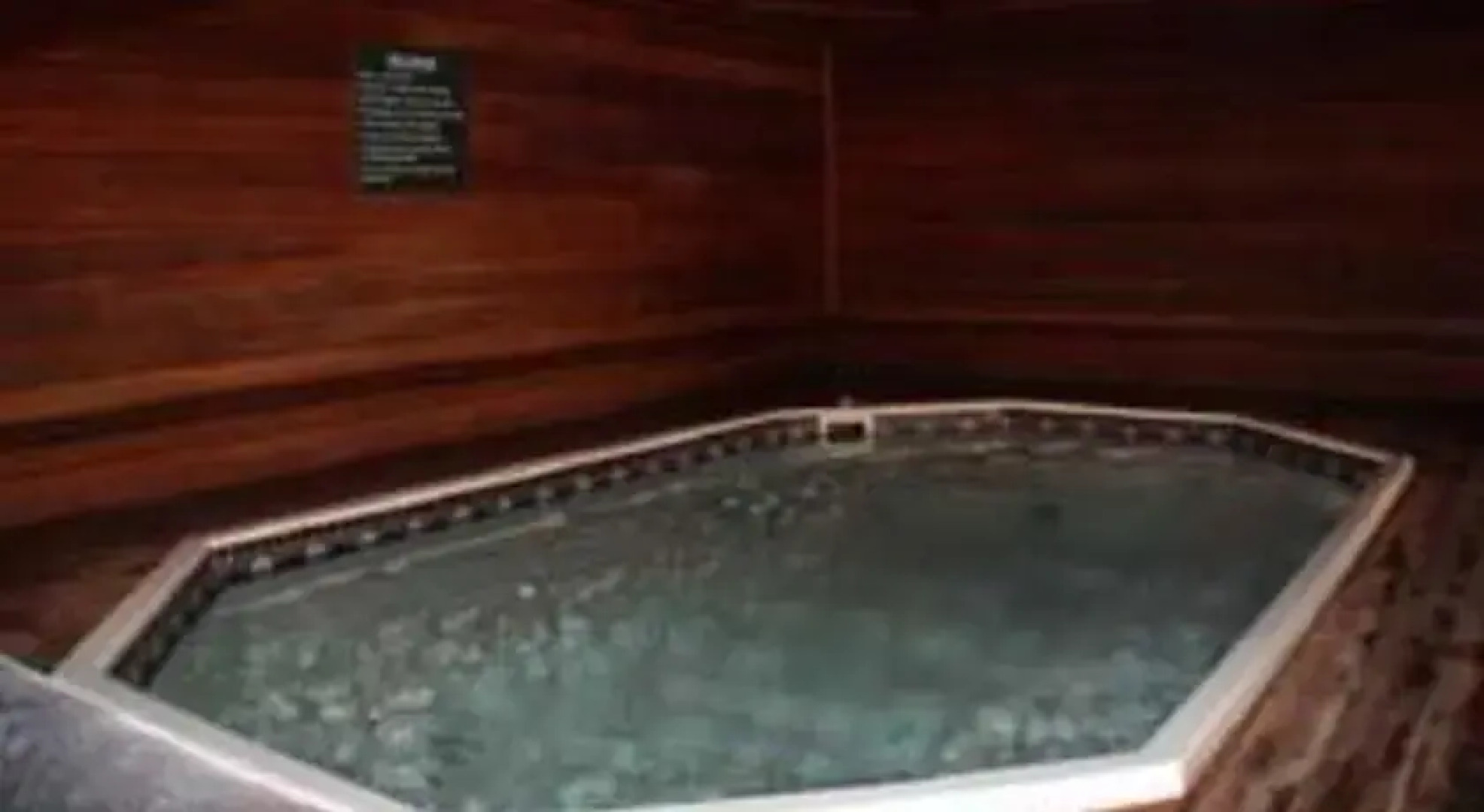 Village Square Hotel Room - VSRDH2