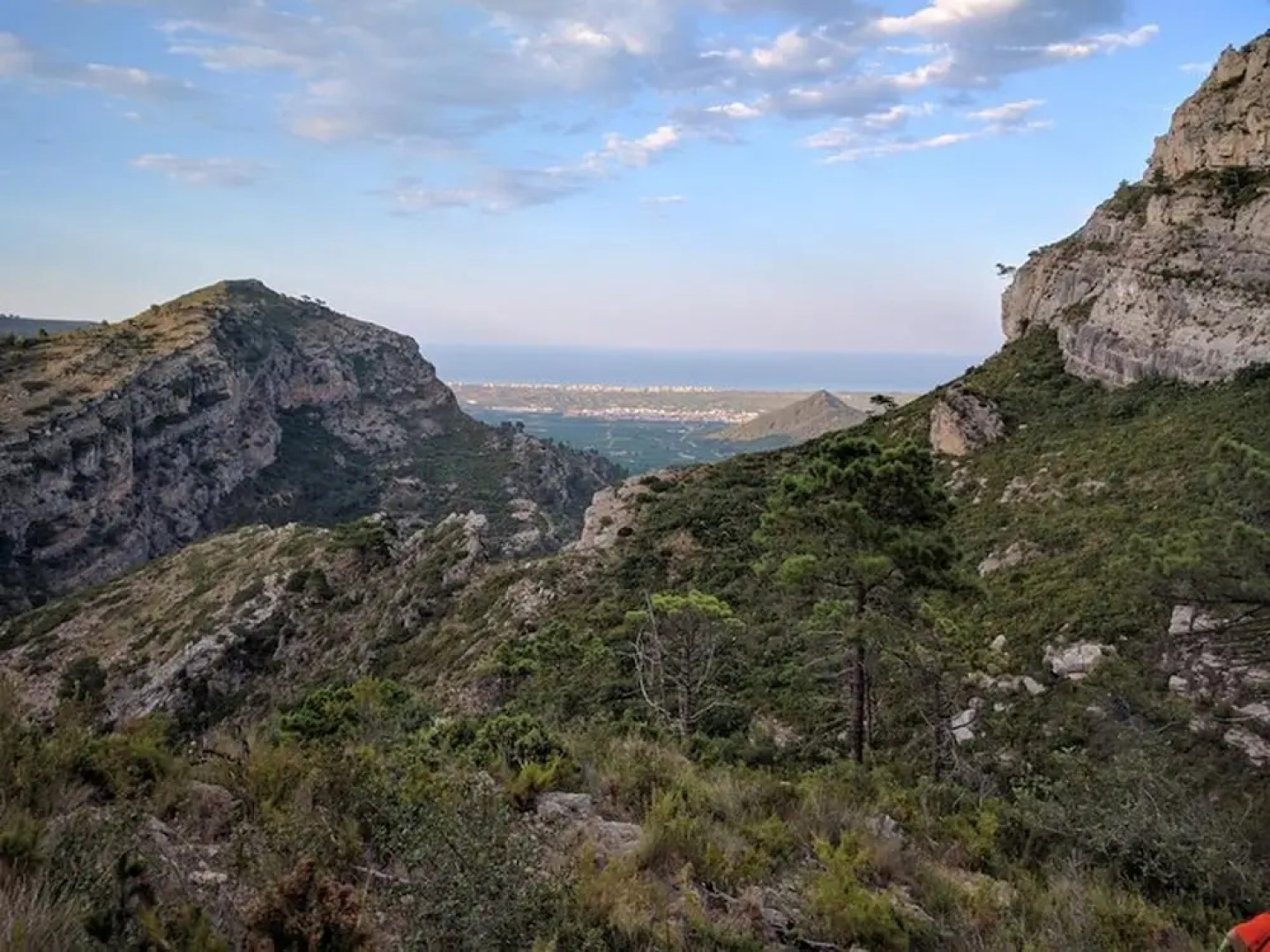 Cozy Holiday Apartment With Terrace and BBQ