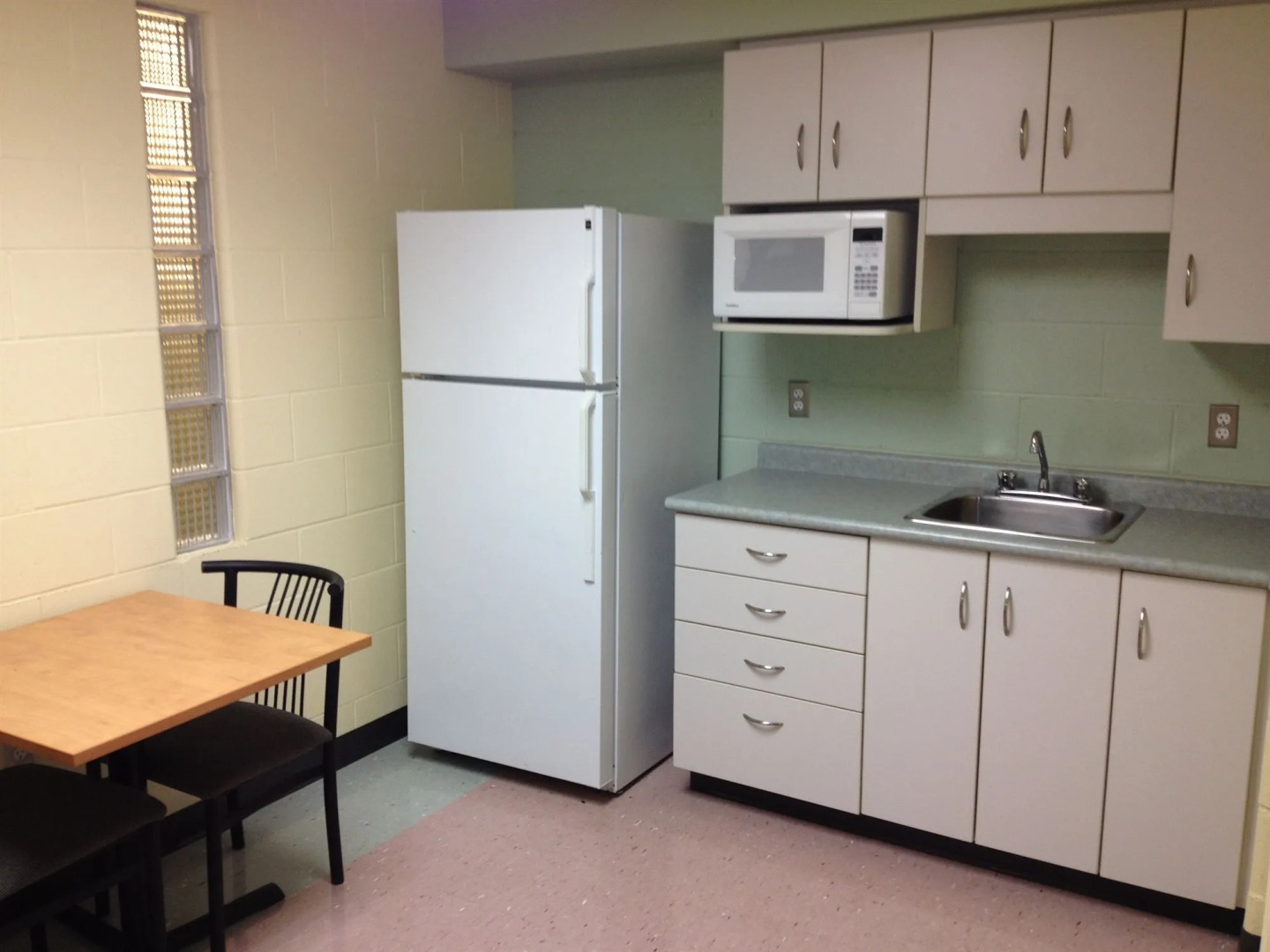 Residence & Conference Centre - Sudbury West