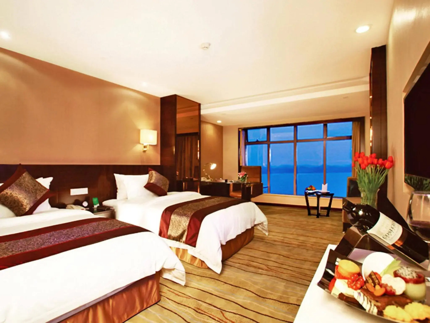 Cenbest Jinling Grand Hotel