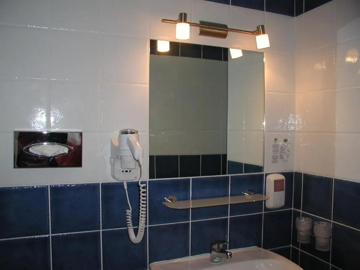 Brit Hotel Des Halles