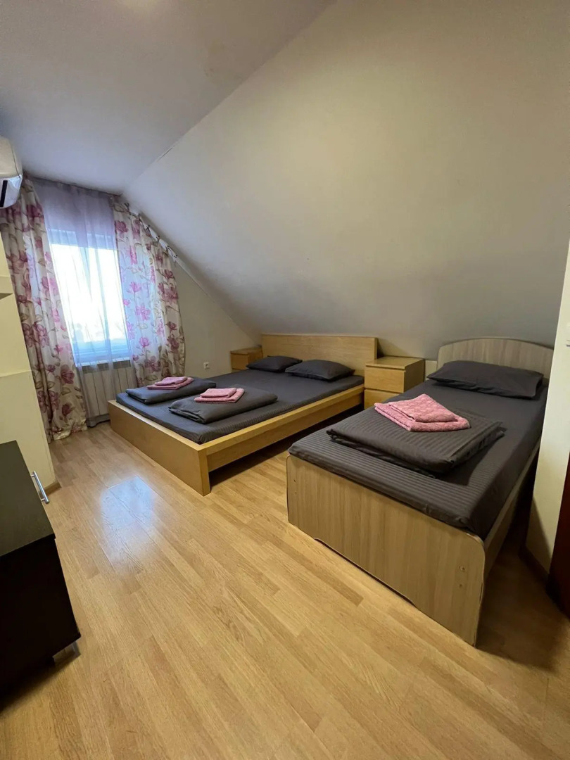 Ю-2 Motel (Мотель)