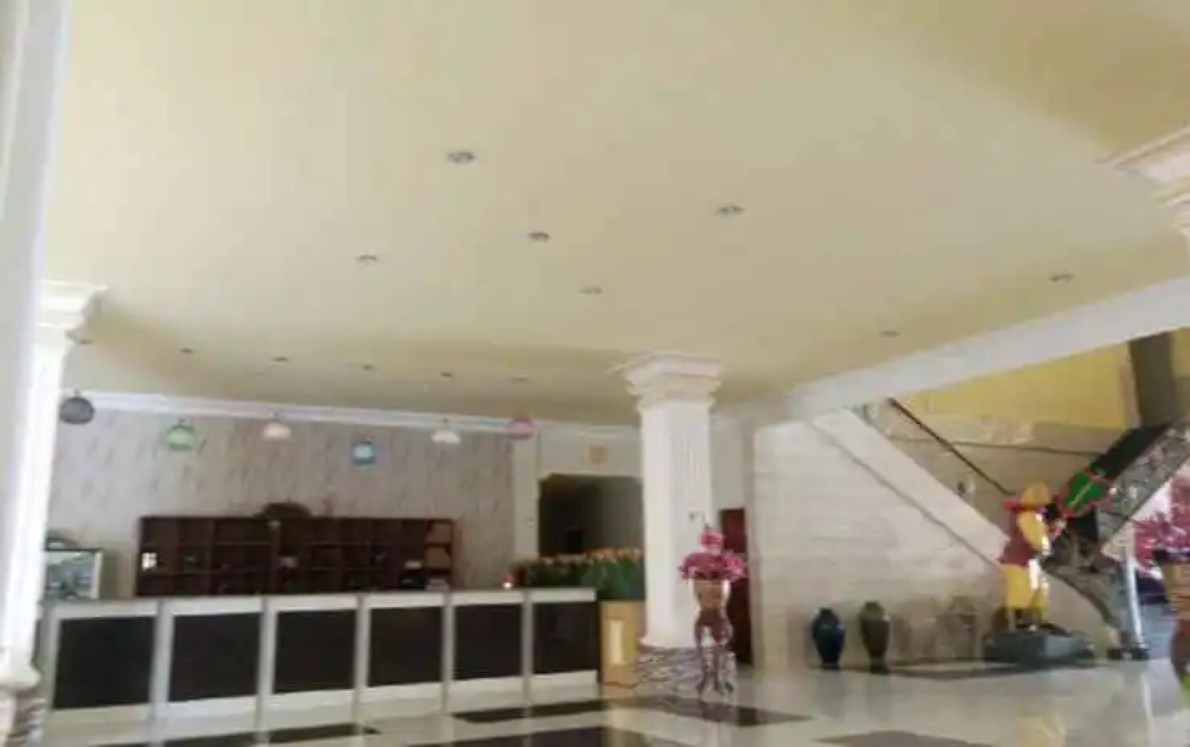 Bajau Bay Hotel & Resort