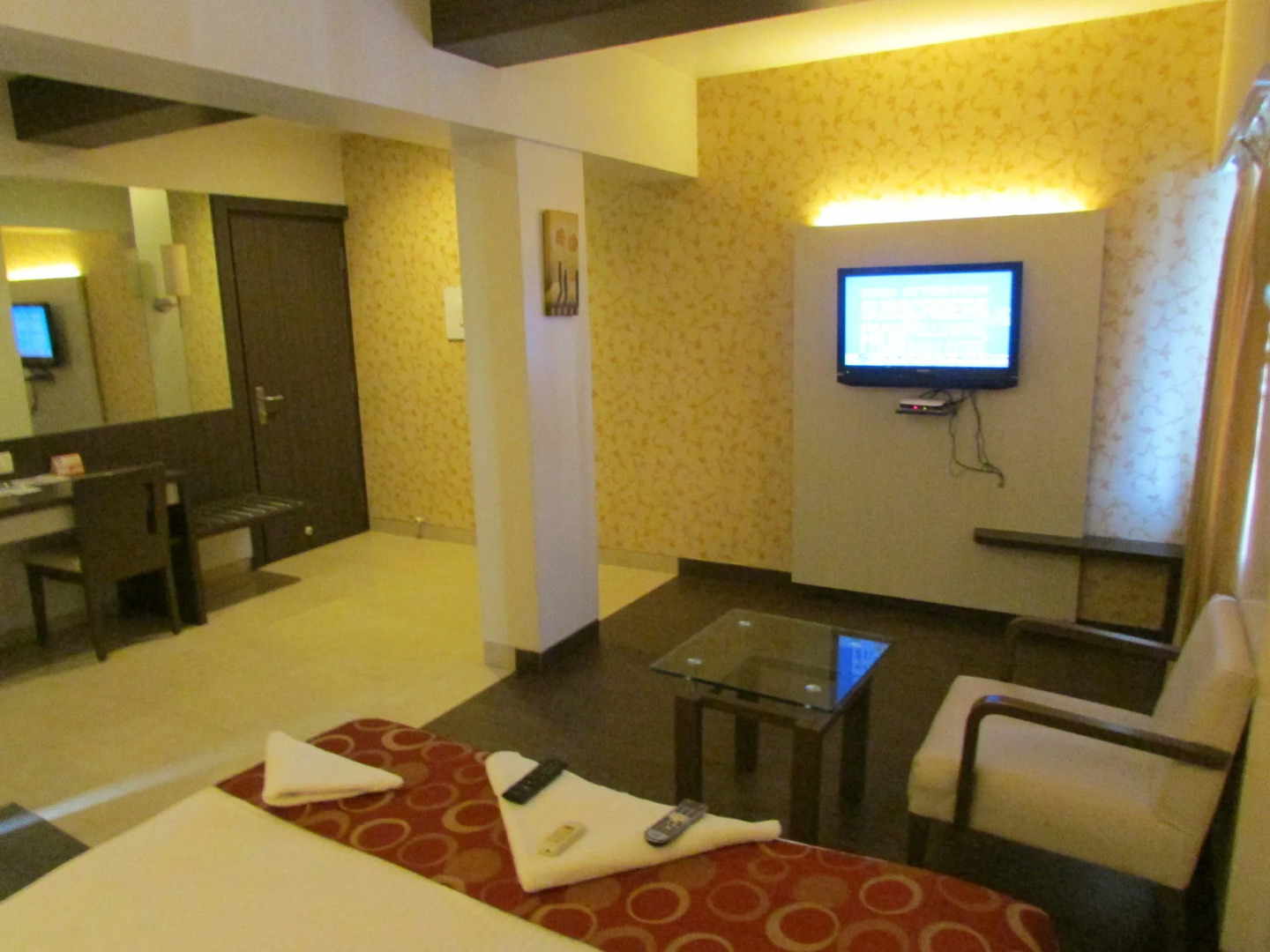 Capital O 74167 Hotel Mourya Residency