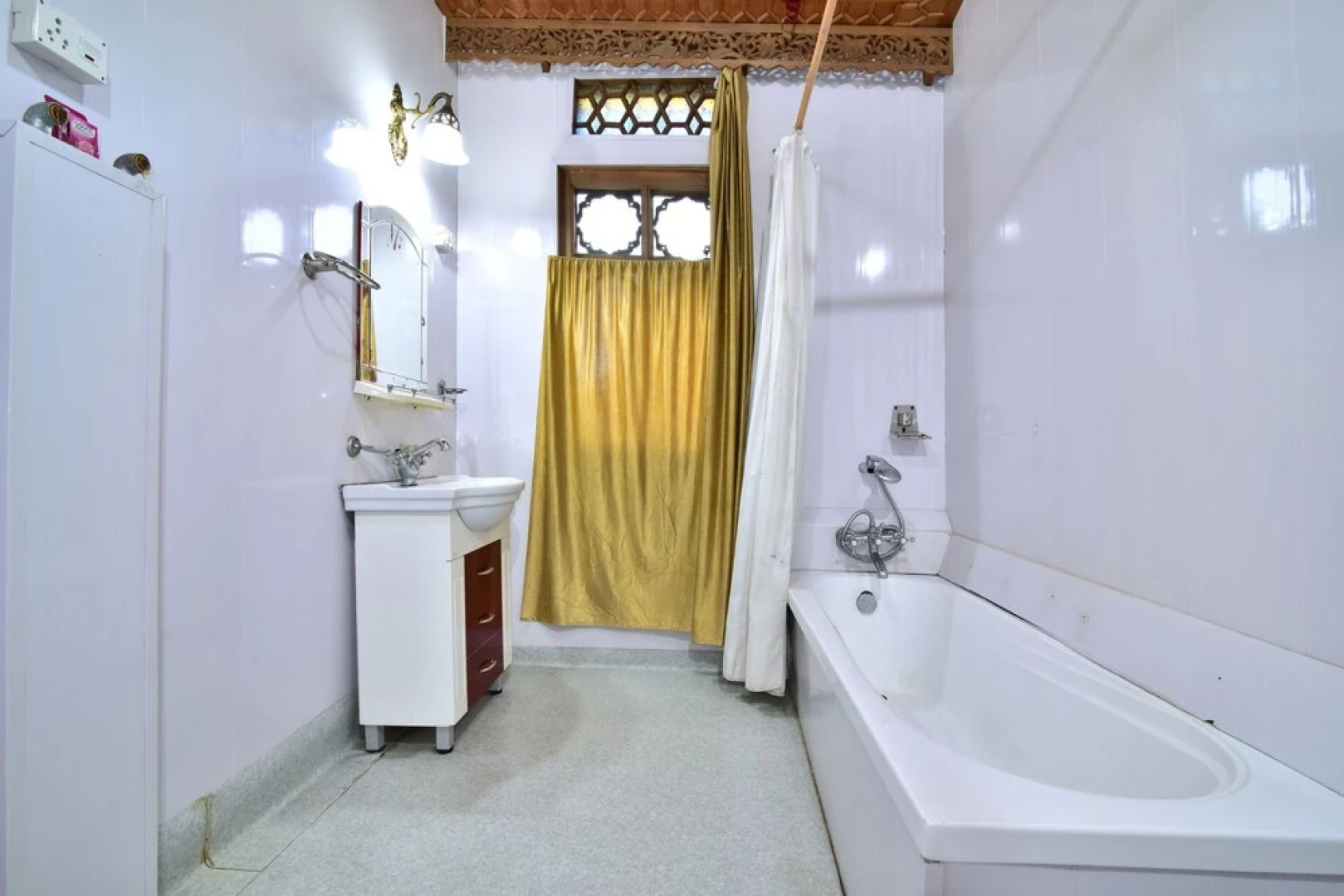 Inshallah Houseboats