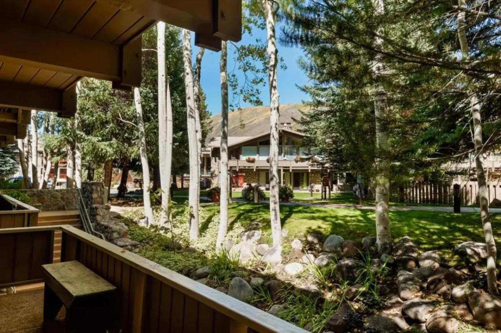 Standard Two Bedroom - Aspen Alps #207