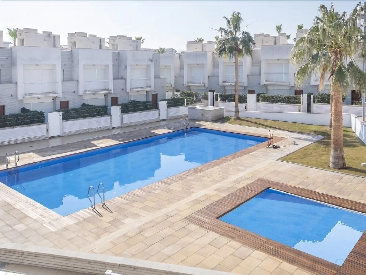 Eulalia Apartments Th 109 6