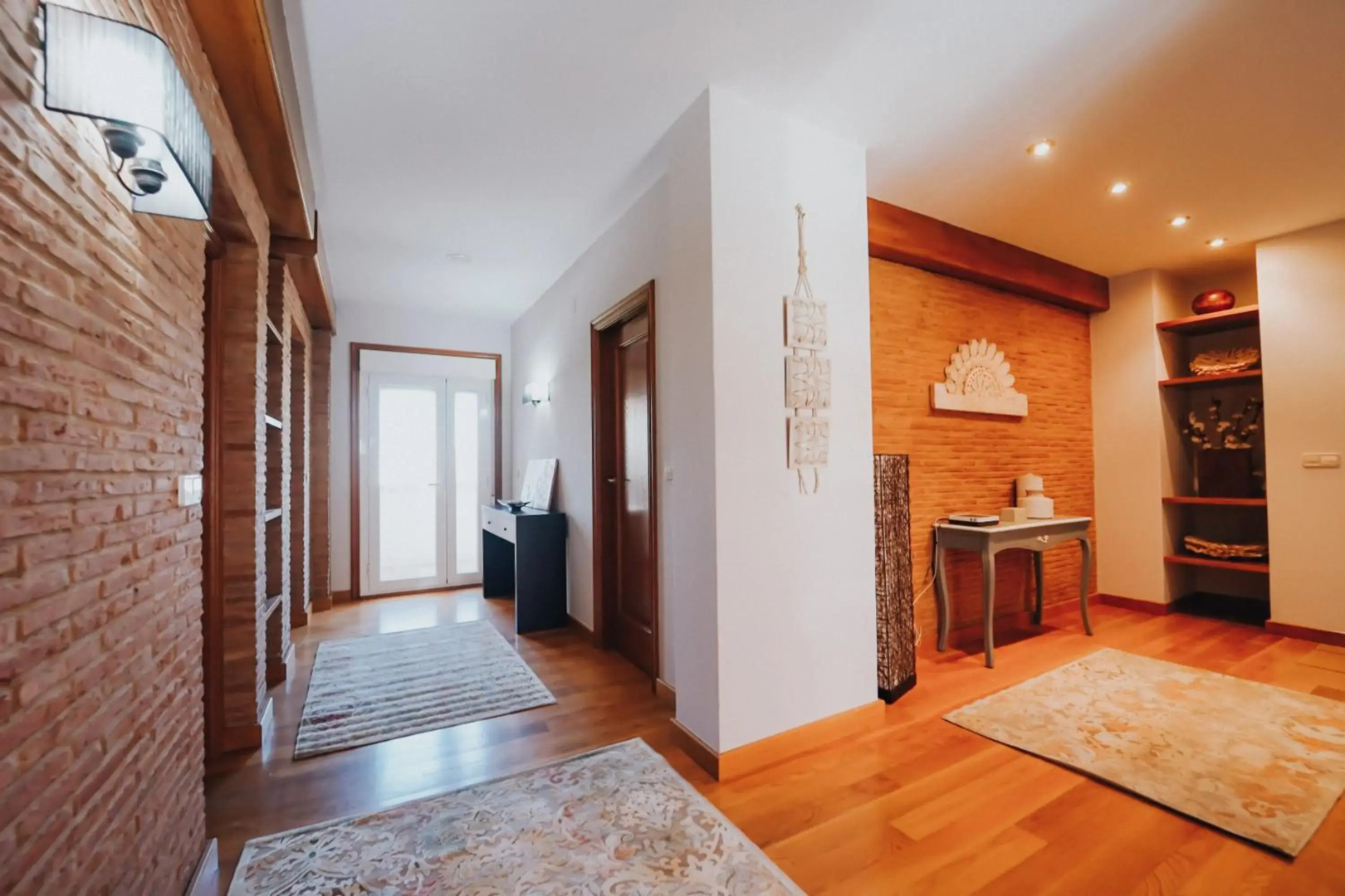 Villa con piscina a pie de playa