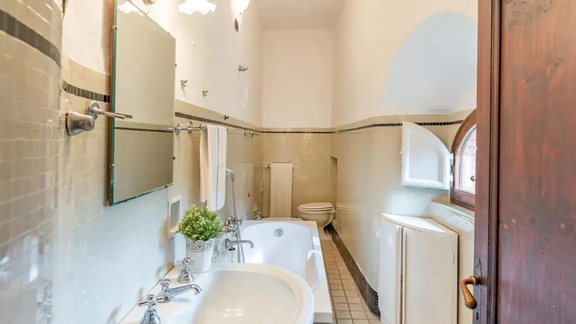 Pg-g212-dtor0at - Torre di Paciano 10 2