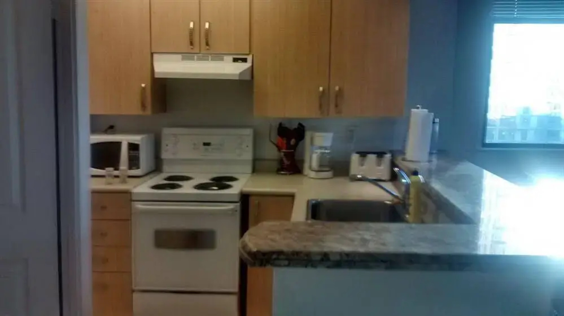 Apartments for Rent - Bay Street