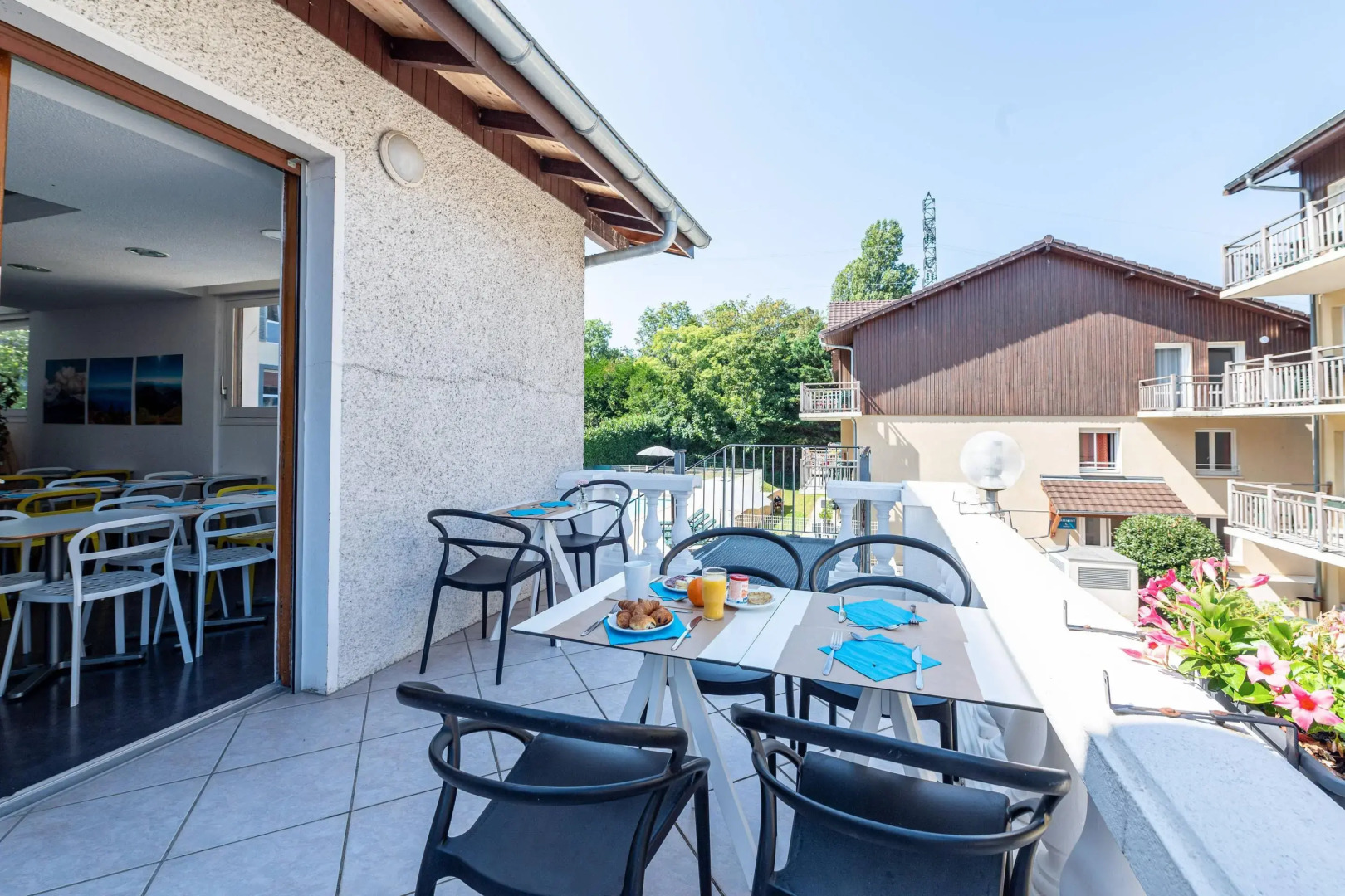 Zenitude Hotel-Residences Les Terrasses du Lac