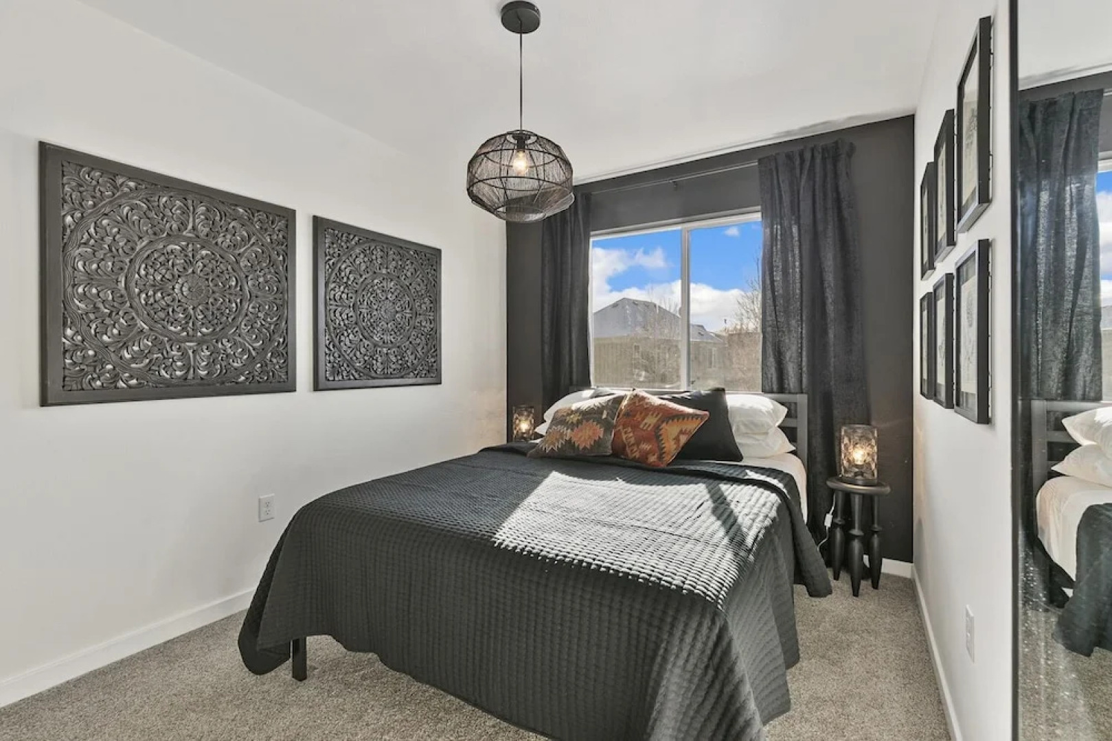 Coopers North in Old Town – Hot Tub & Pool Table!