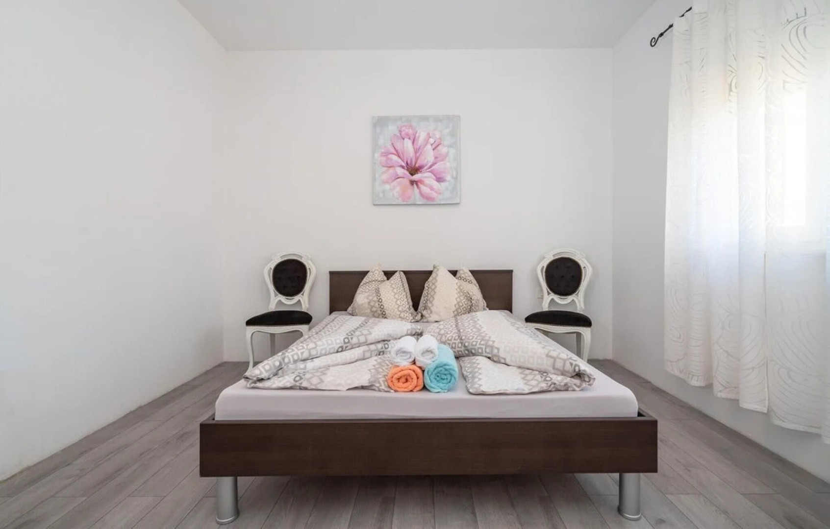 Awesome Home in Karin Gornji With 2 Bedrooms and Wifi