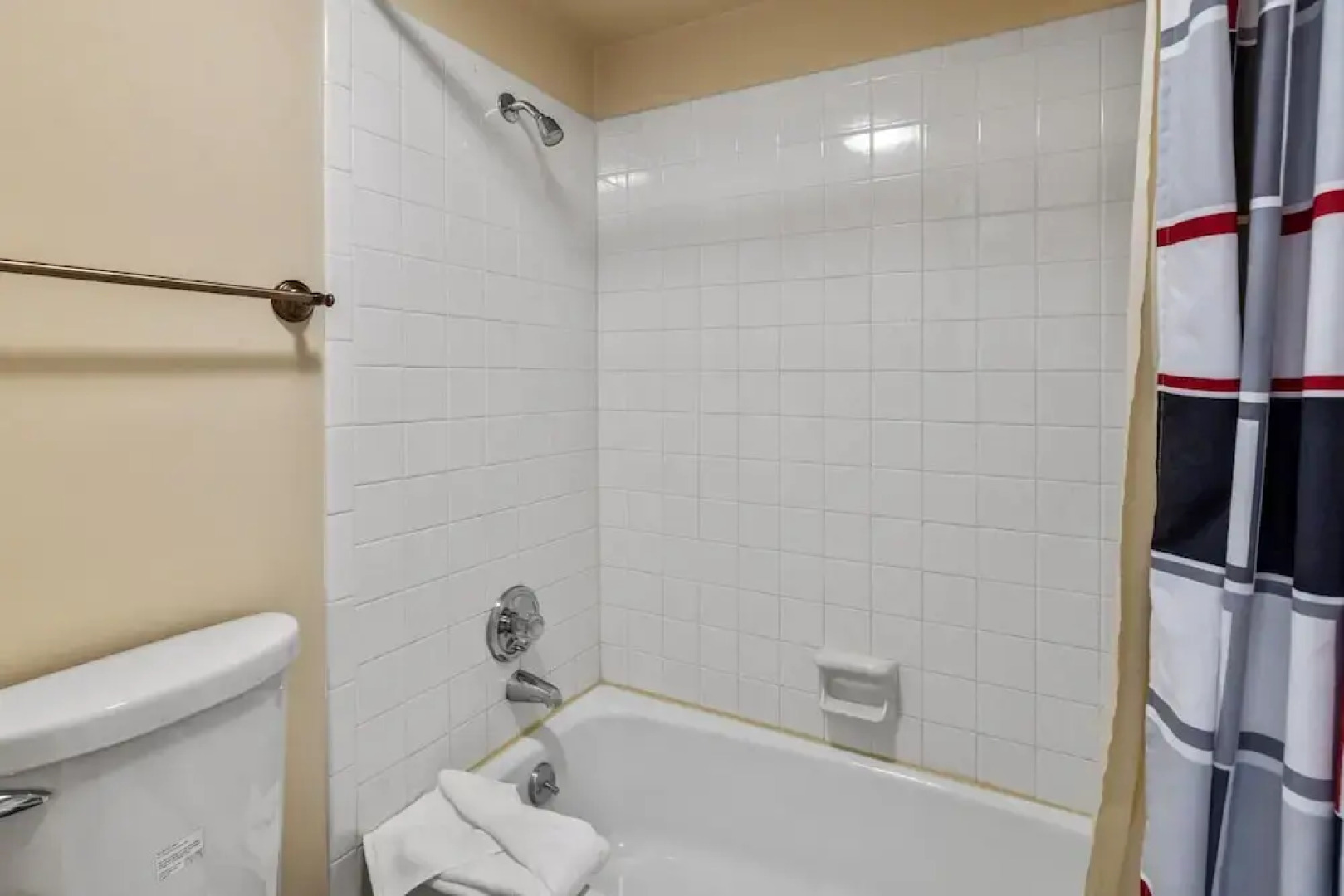 2 Level Unit w/ Pool Hot Tubs Private Deck