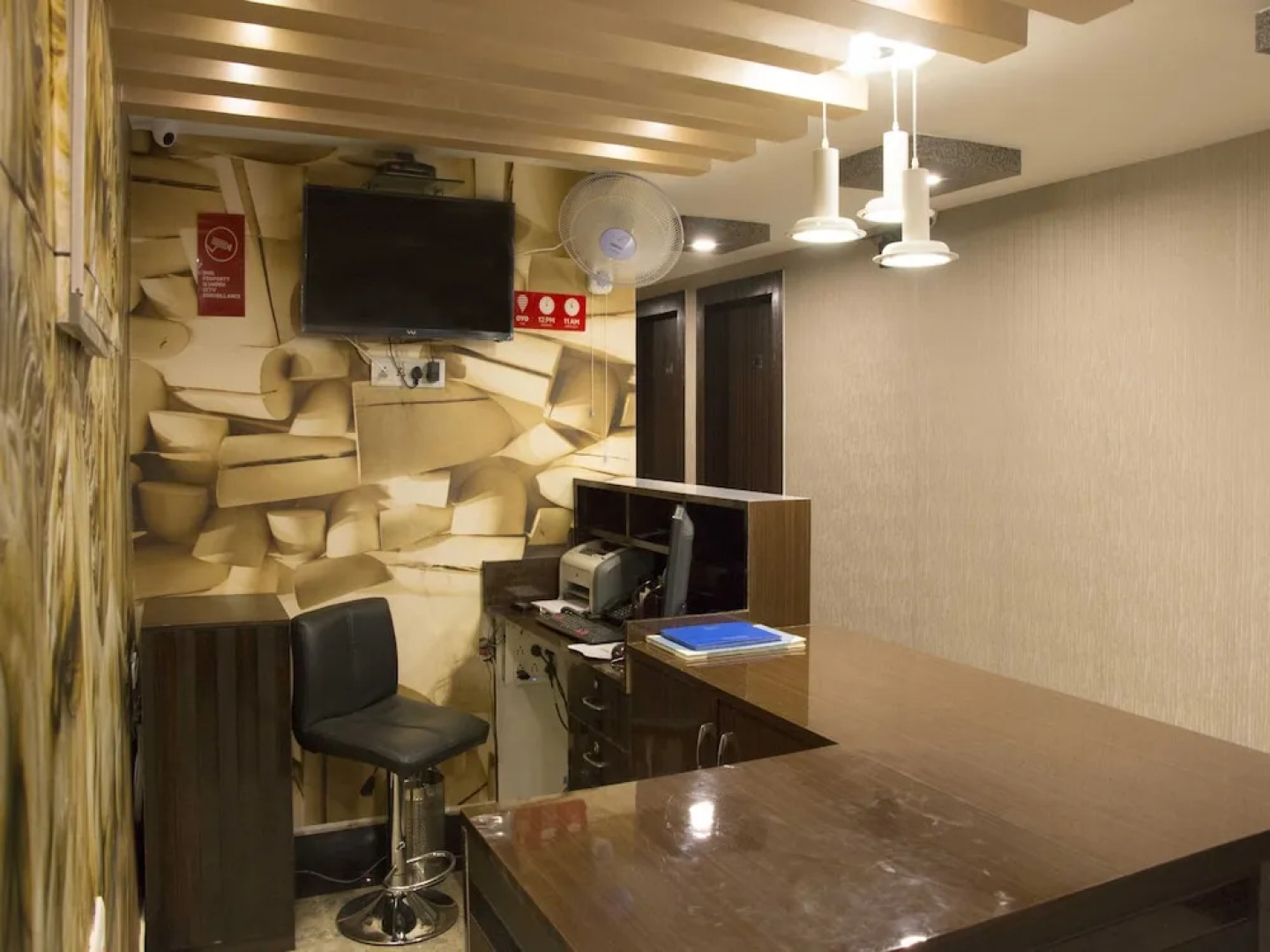 OYO Flagship 4989 The Welcomme Inn