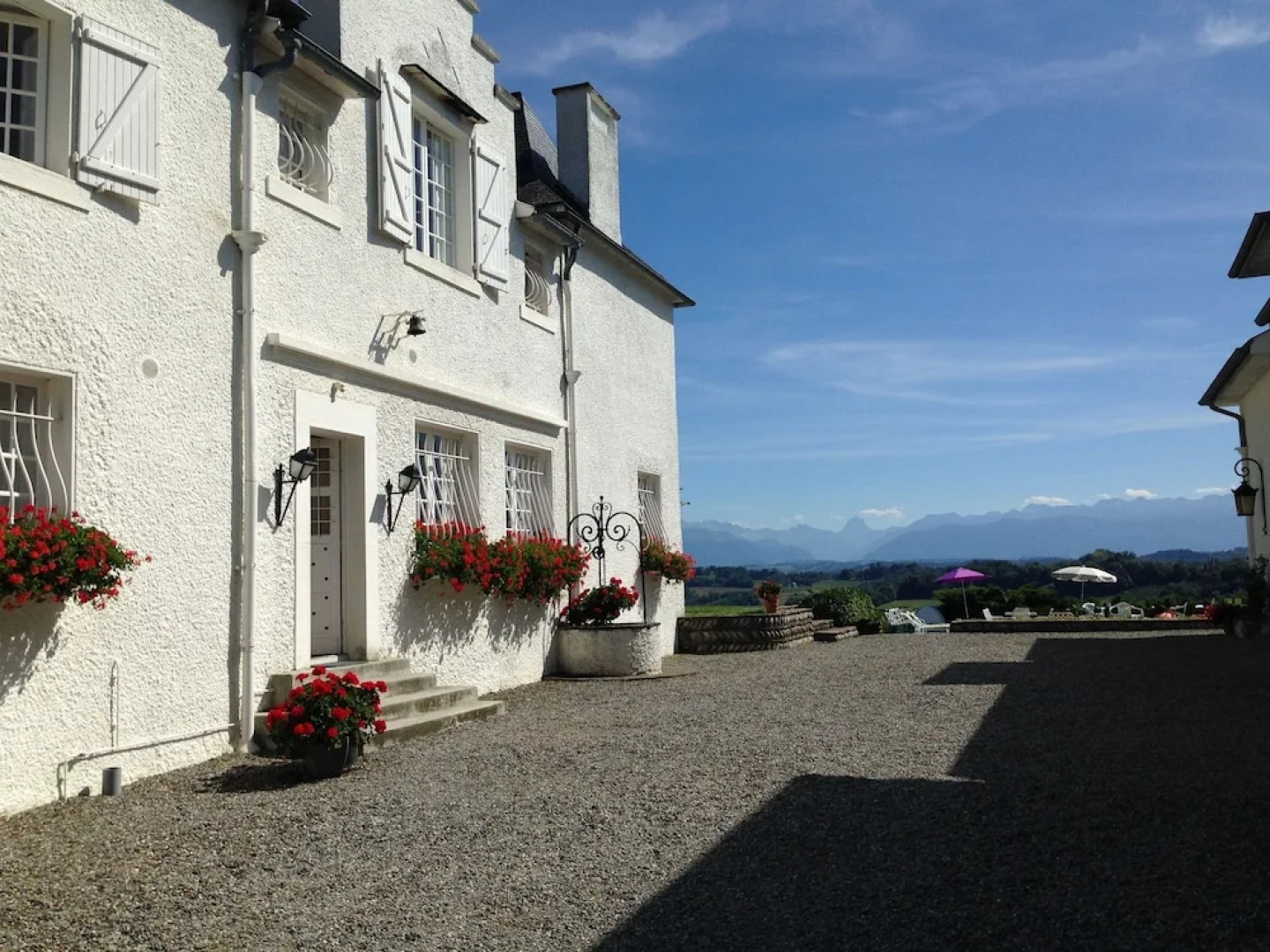 Clos Mirabel Manor B&B