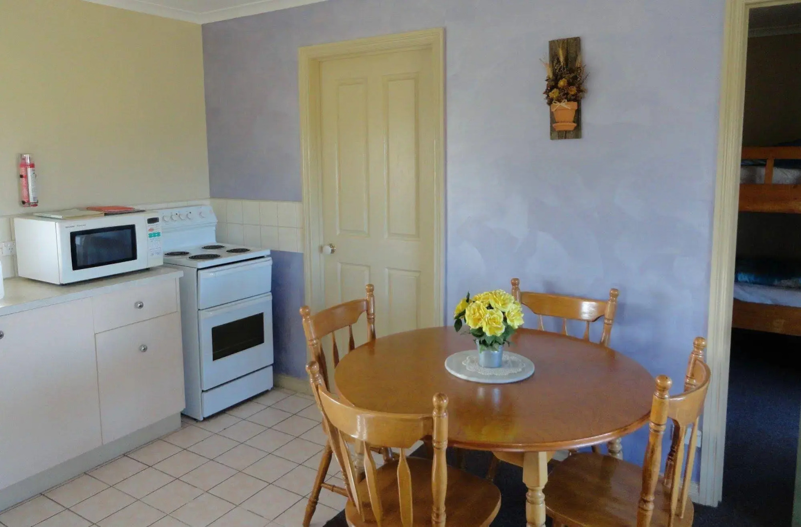 High View Family Cottages